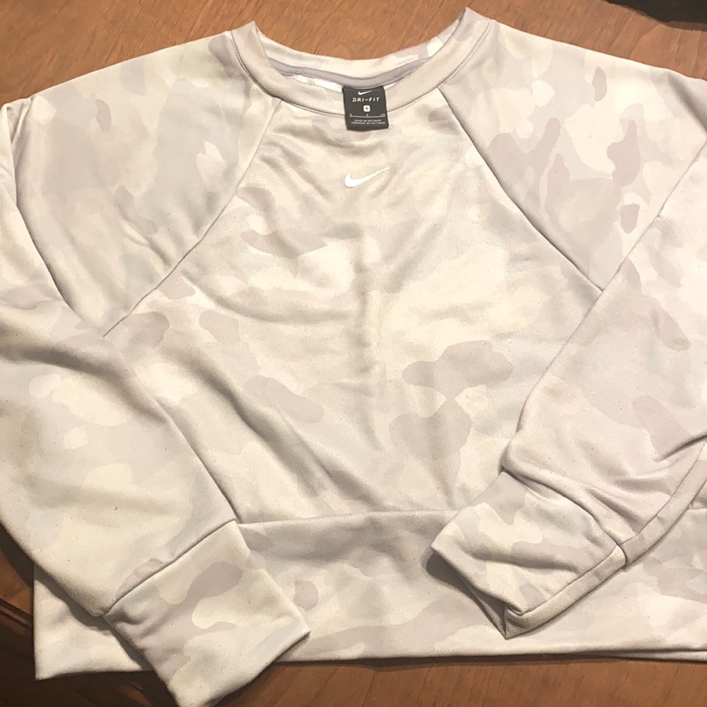 Nike camo crop sweatshirt